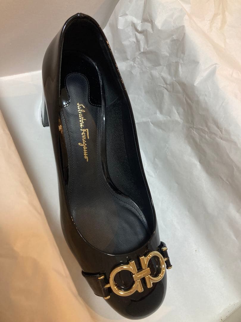 SalvatoreFerragamo GARDA 5.5/23cm相当