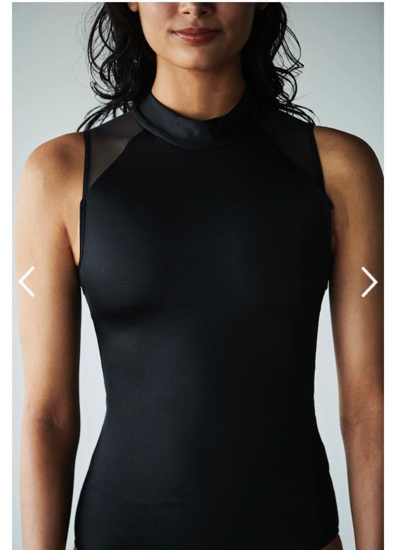 stina black スティナレオタード