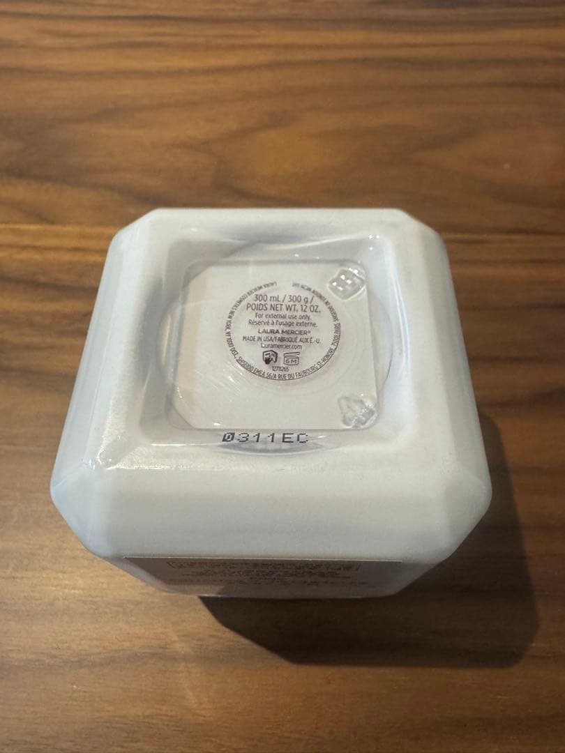 【廃盤商品】ローラメルシェ ホイップボディクリーム アンバーバニラ 300g