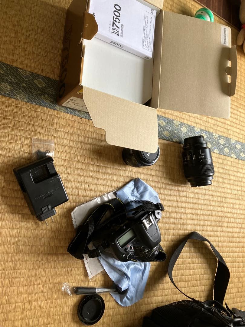 NikonD7500レンズ付き単焦105mm と単焦50mmと35-70mm