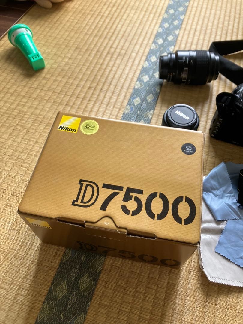 NikonD7500レンズ付き単焦105mm と単焦50mmと35-70mm