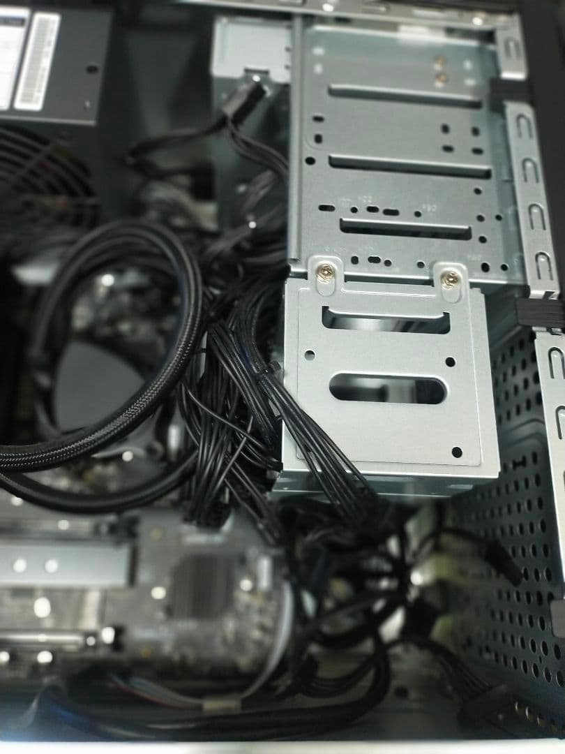 イイヤマPC　 デスクトップパソコン