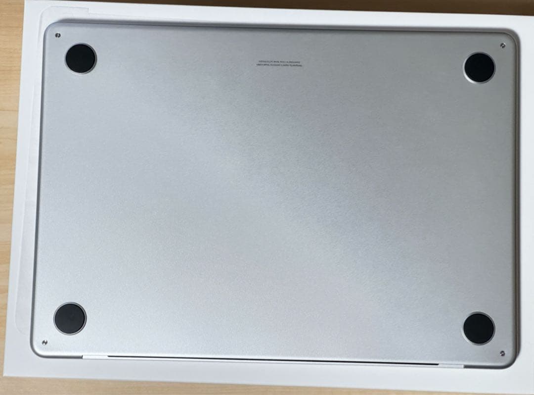 M2 Apple MacBook シルバー 本体