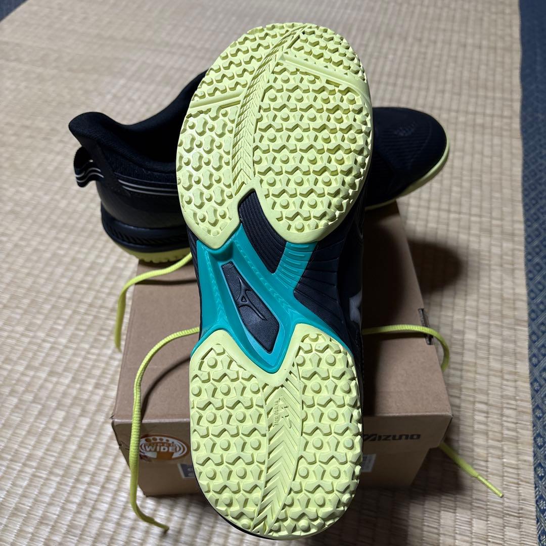 ミズノ　テニスシューズ　4E オムニクレー　26.0㎝