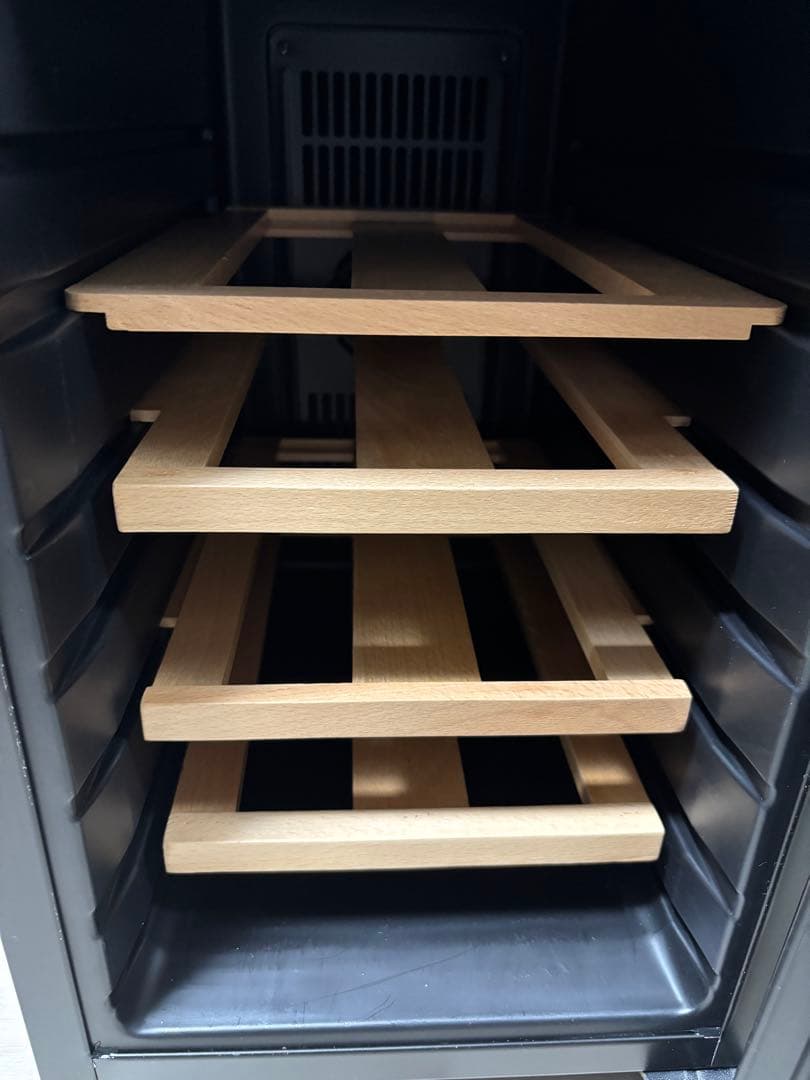 未使用　楽天で購入　ワインセラー 8本　デンマート　BWC-008P PlusQ