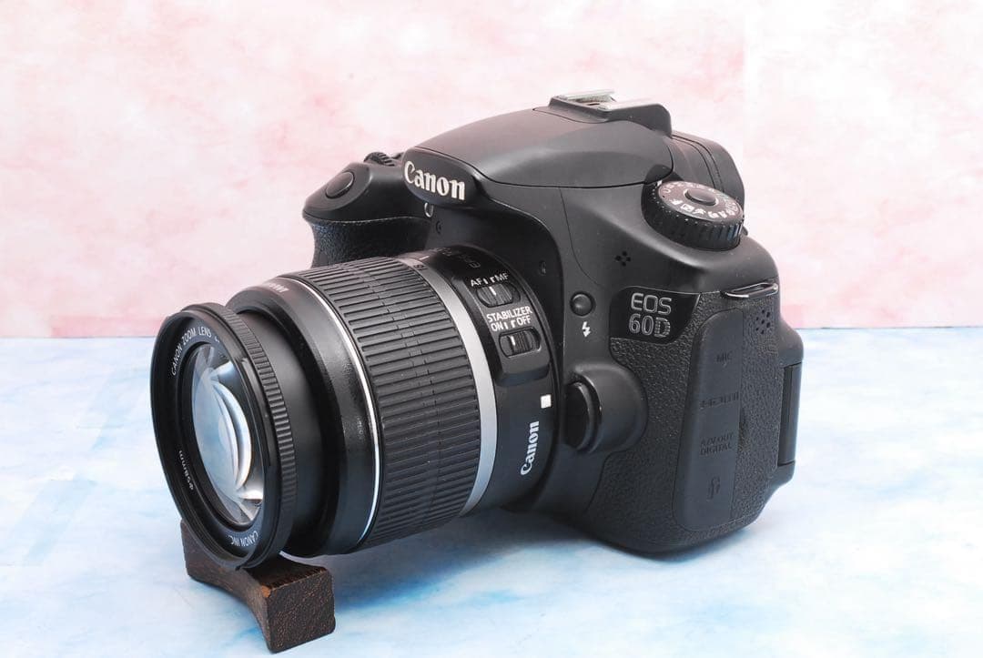 ☆Canon EOS 60D☆一眼レフカメラ☆S数少☆手ぶれ補正レンズ付