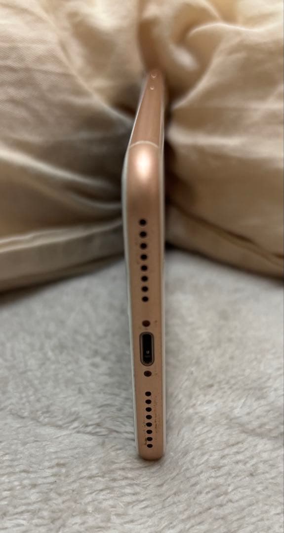 iPhone 8 Plus ゴールド 256GB 充電100% 最大容量86%