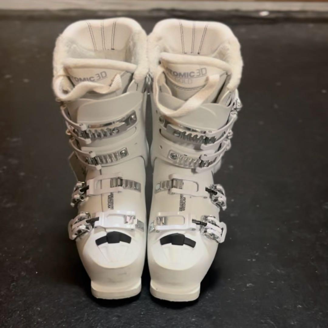 ATOMIC フリースキー　ブーツ