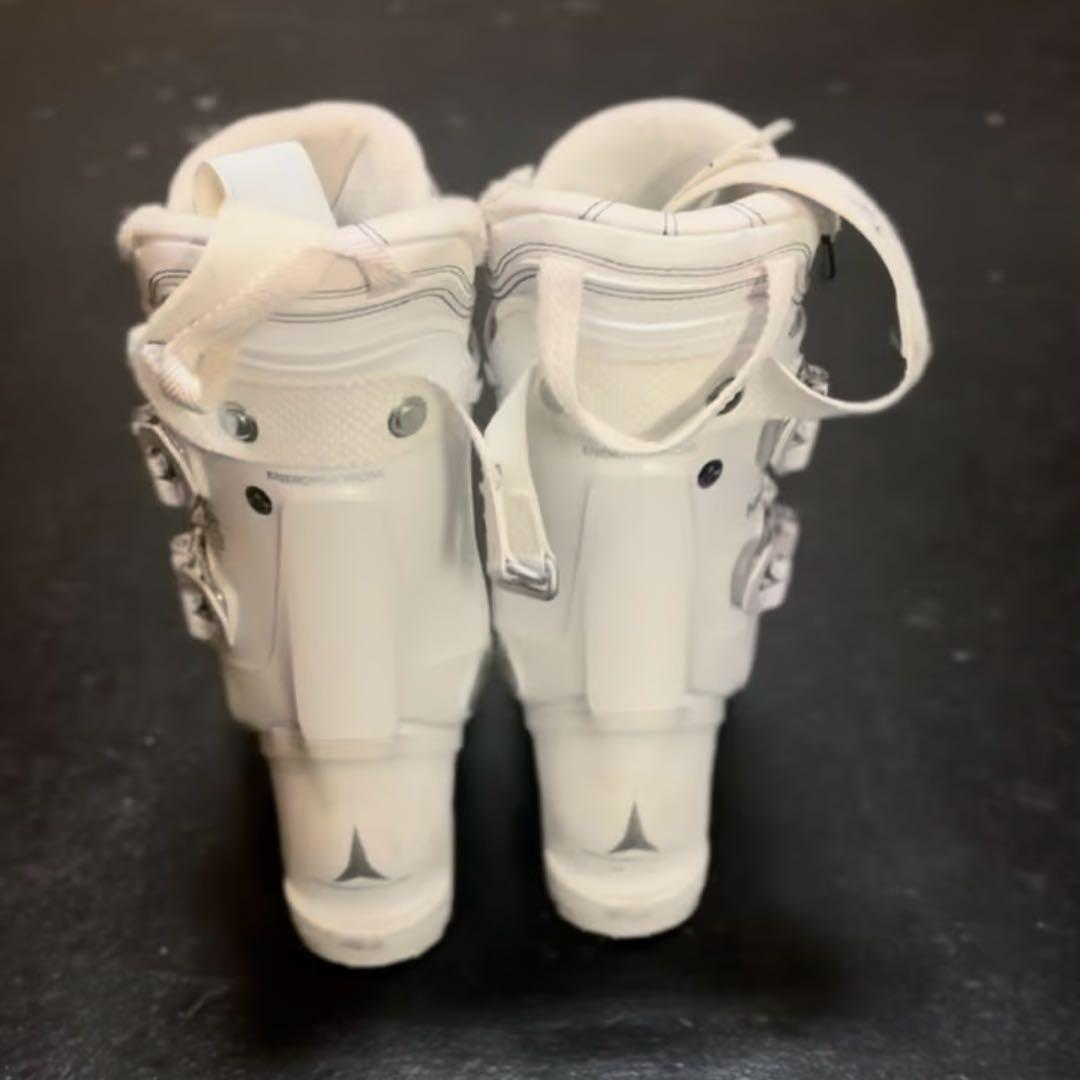 ATOMIC フリースキー　ブーツ