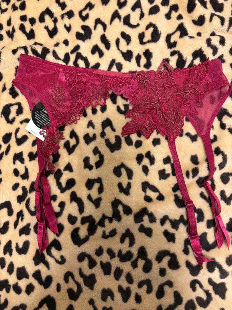 サルート98 店舗限定　ガーターベルト