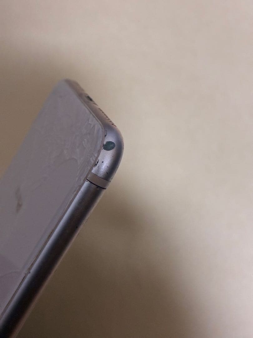 iPhone8Plus 256GB ゴールド　スマホ中古品