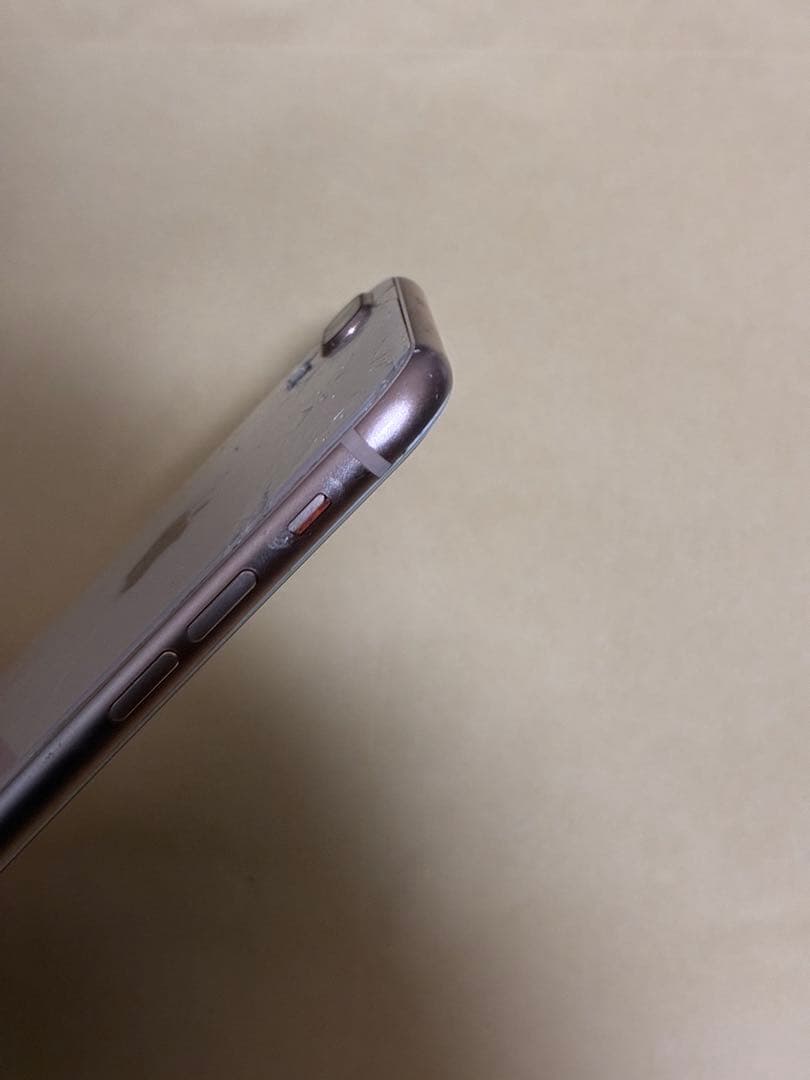 iPhone8Plus 256GB ゴールド　スマホ中古品