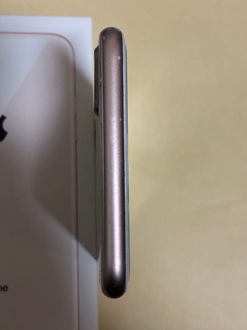 iPhone8Plus 256GB ゴールド　スマホ中古品