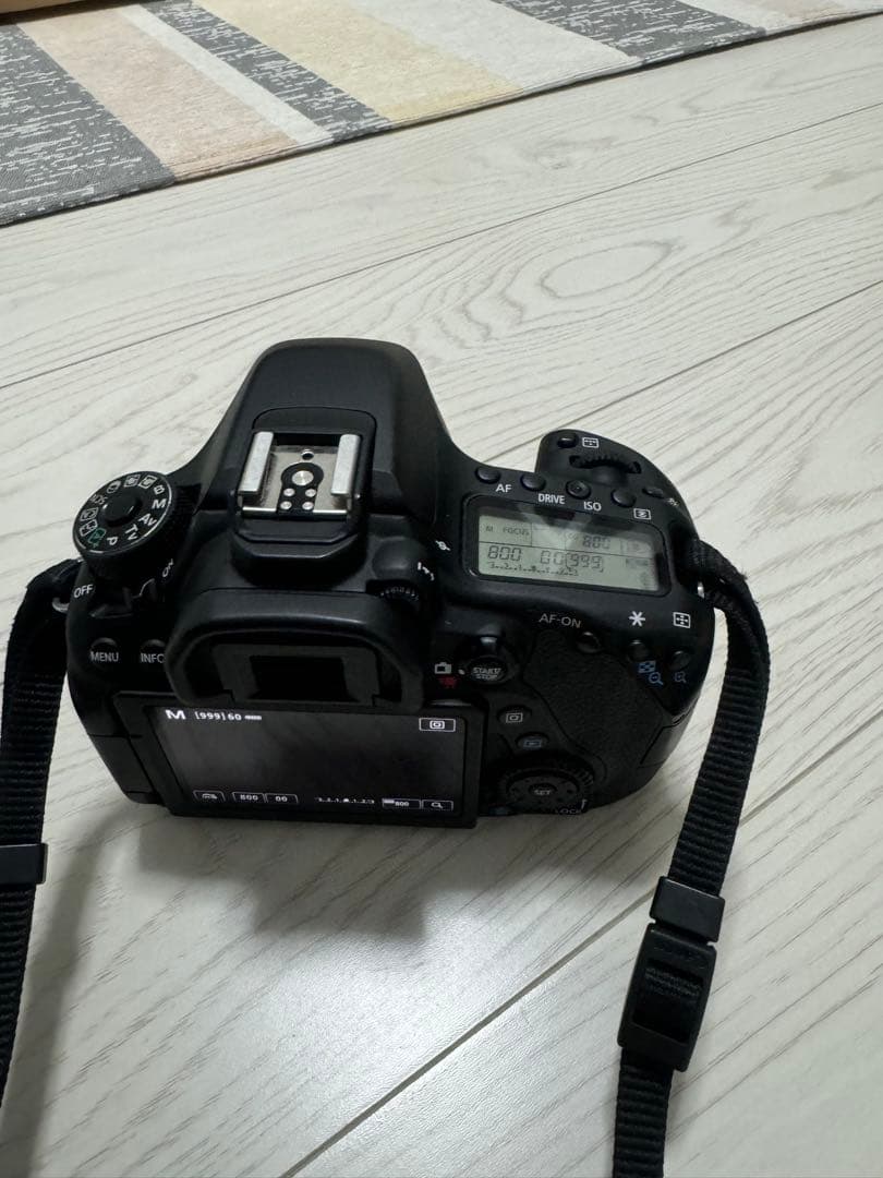 Canon EOS 80D デジタルカメラ 本体と付属品　最終値下げ