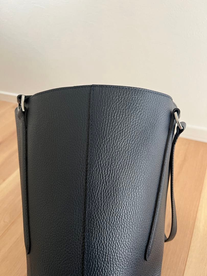 PELLE MORBIDA コローレ Colore トートバッグ ネイビー