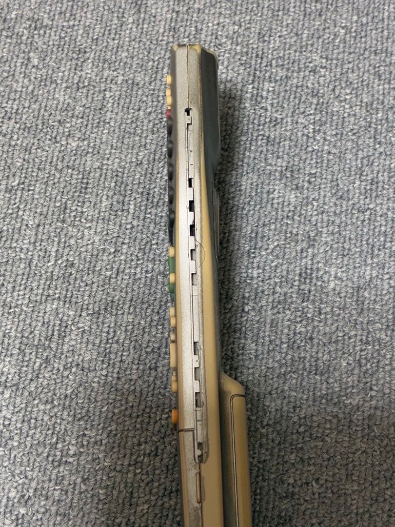 シャープ　SHARP LC-22K5 22インチ　液晶テレビ　テレビ台　カラフル