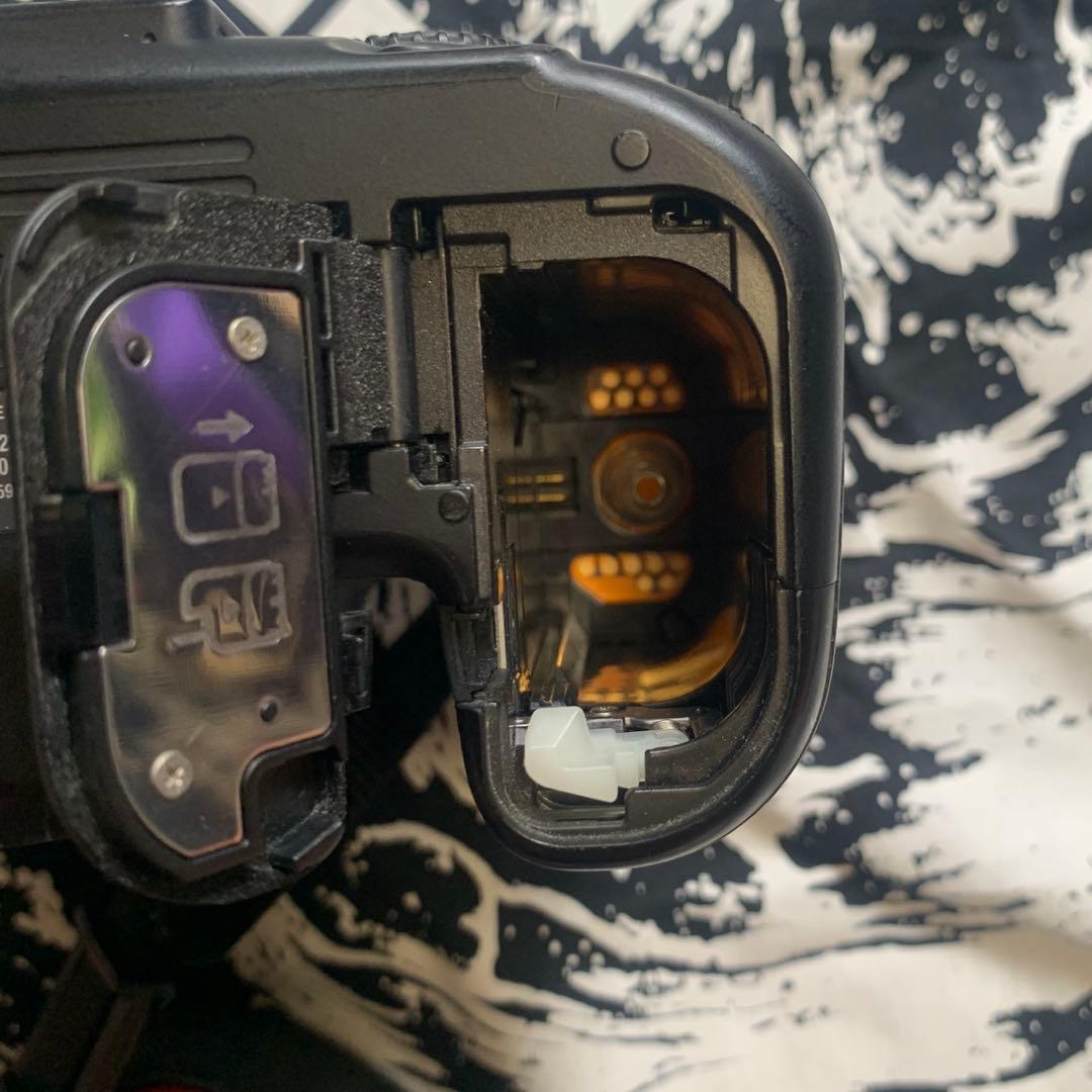 EOS 80D ボディのみ