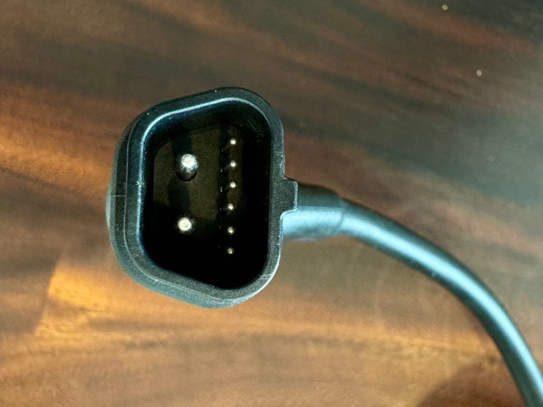 【新品同様】TREK レンジエクステンダーバッテリー＋ケーブル