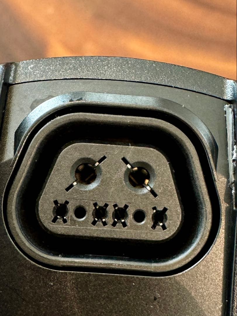 【新品同様】TREK レンジエクステンダーバッテリー＋ケーブル