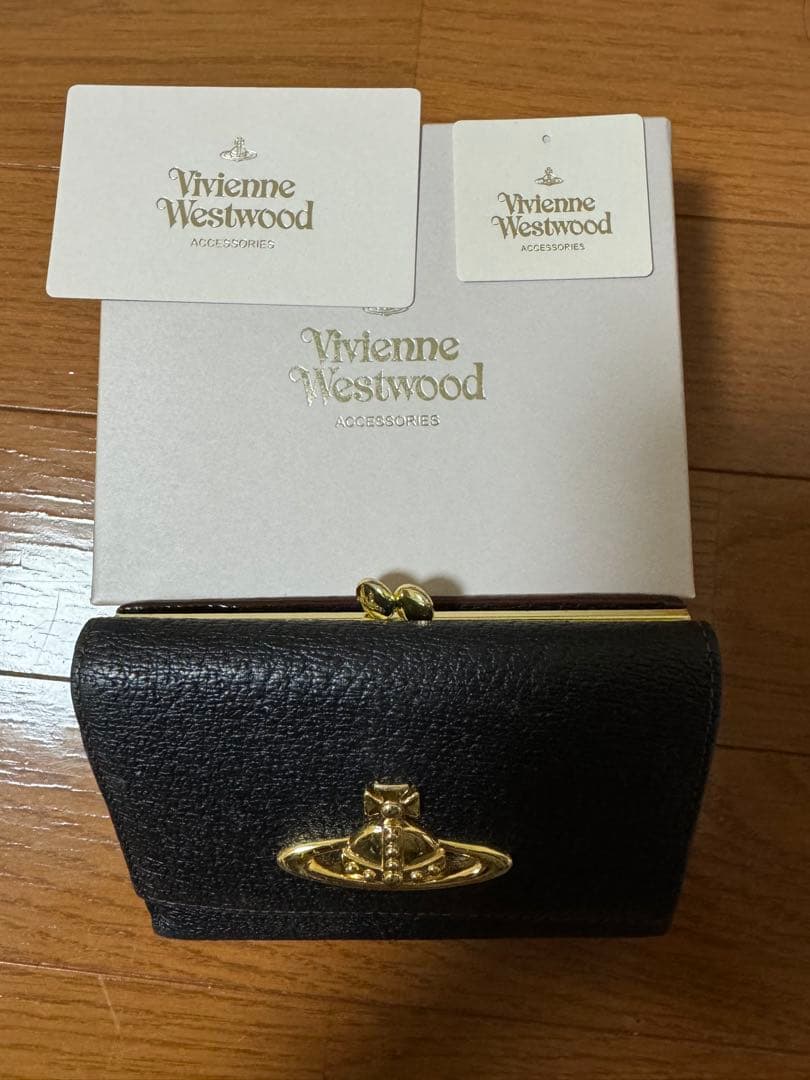 Vivienne Westwood 黒 三つ折り財布 最終値下げ