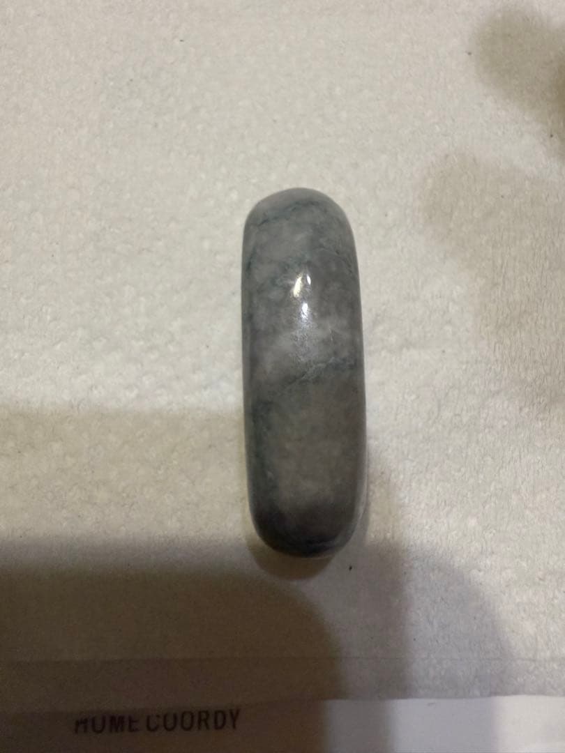 糸魚川翡翠‼️青海川産勾玉‼️青翡翠‼️大44mm‼️30.2g‼️送料無料‼️破格値‼️