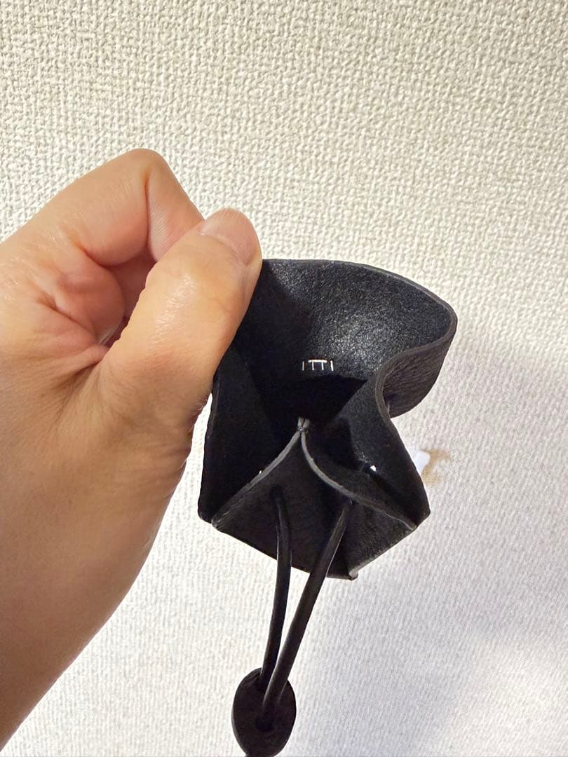 【未使用】ITTI(イッチ) 巾着ポーチ黒XXXS