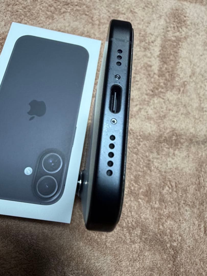 Apple iPhone 16 ブラック ￼128GB 99% ￼ SIMフリー