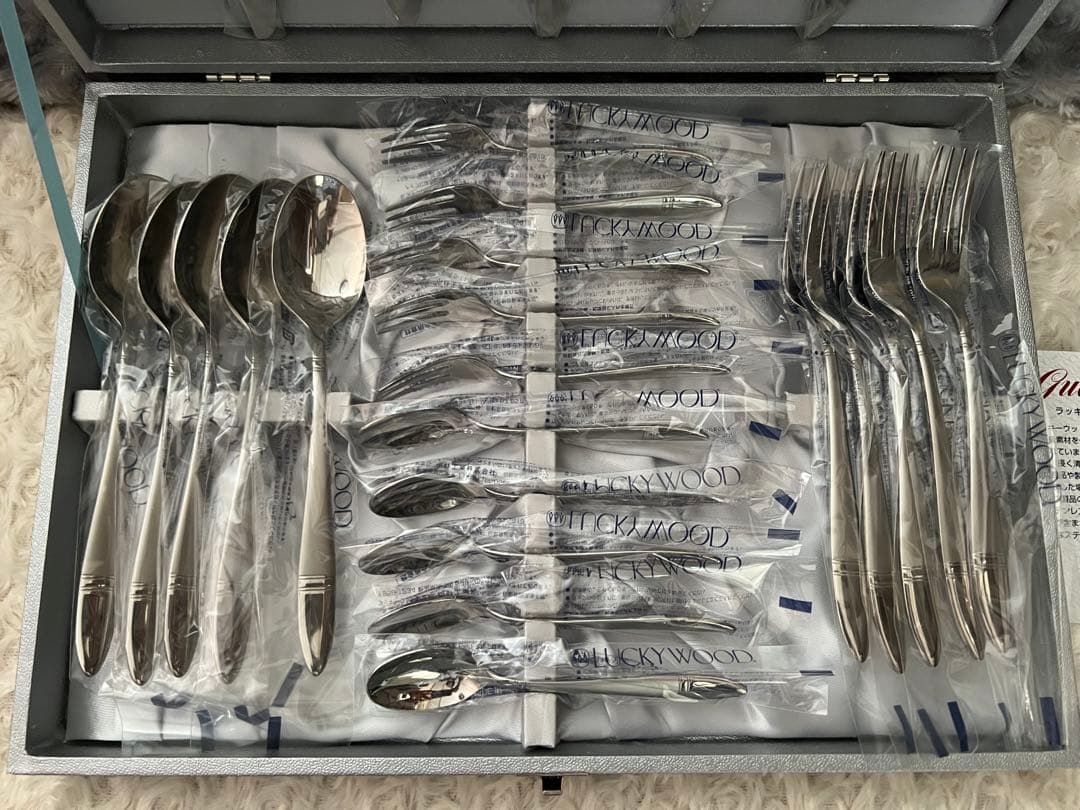 ラッキーウッド カトラリーセット　ソルテア　ディナーセット〈25本セット〉