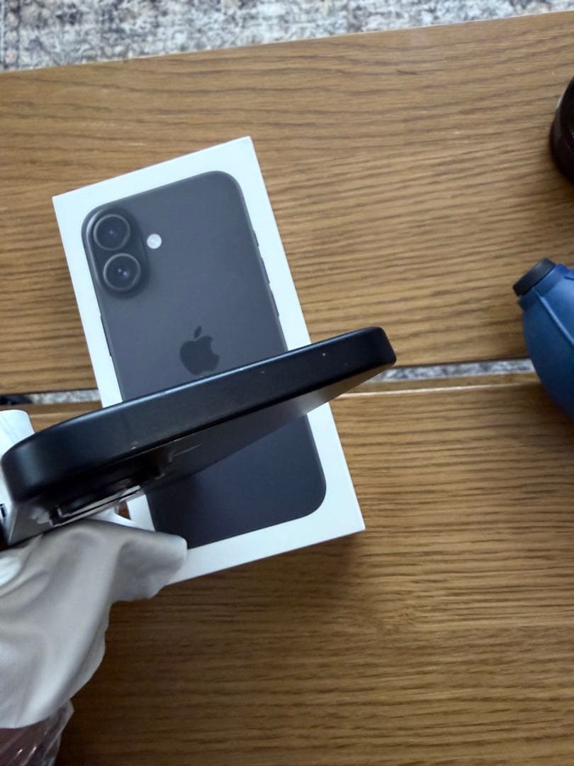 [美品] iPhone 16 本体　128GB