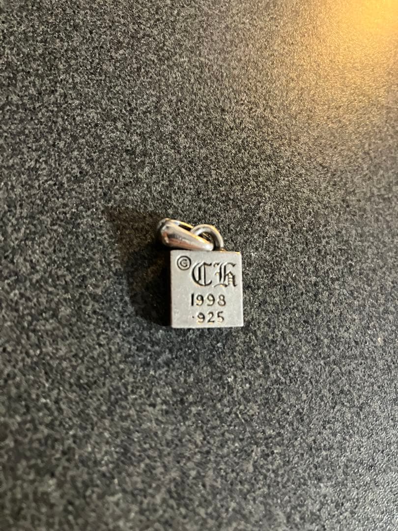 クロムハーツ　フレームド　ケルティック　チャーム