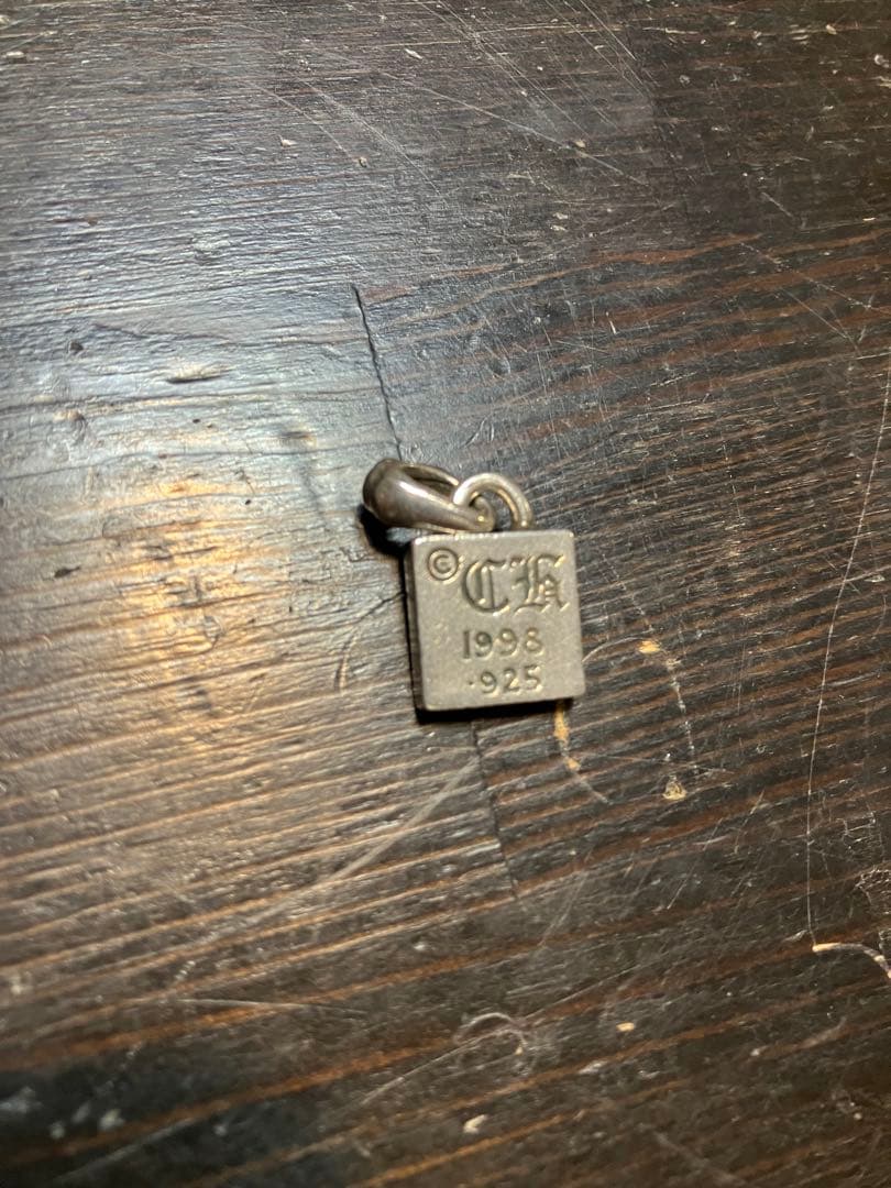 クロムハーツ　フレームド　ケルティック　チャーム