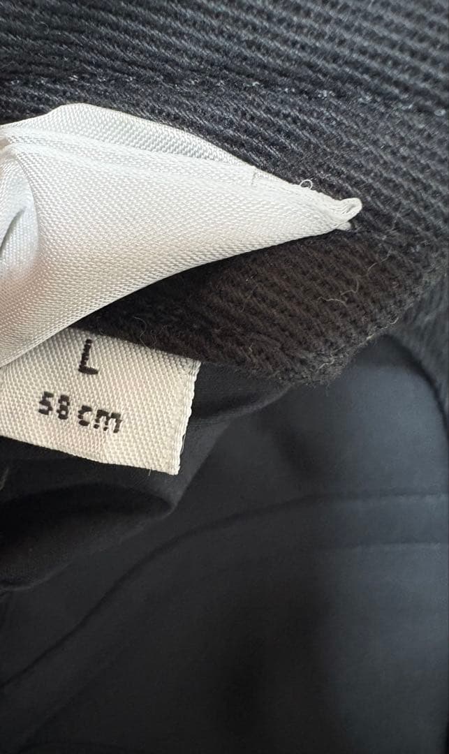 BALENCIAGA エッフェル塔キャップ