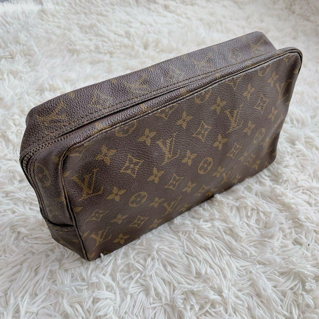 LOUIS VUITTON ルイヴィトン トゥルース トワレットモノグラム　30