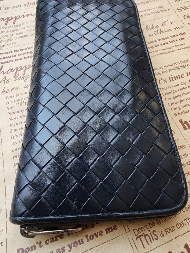 新タグ ボッテガヴェネタ　編み込み　長財布
