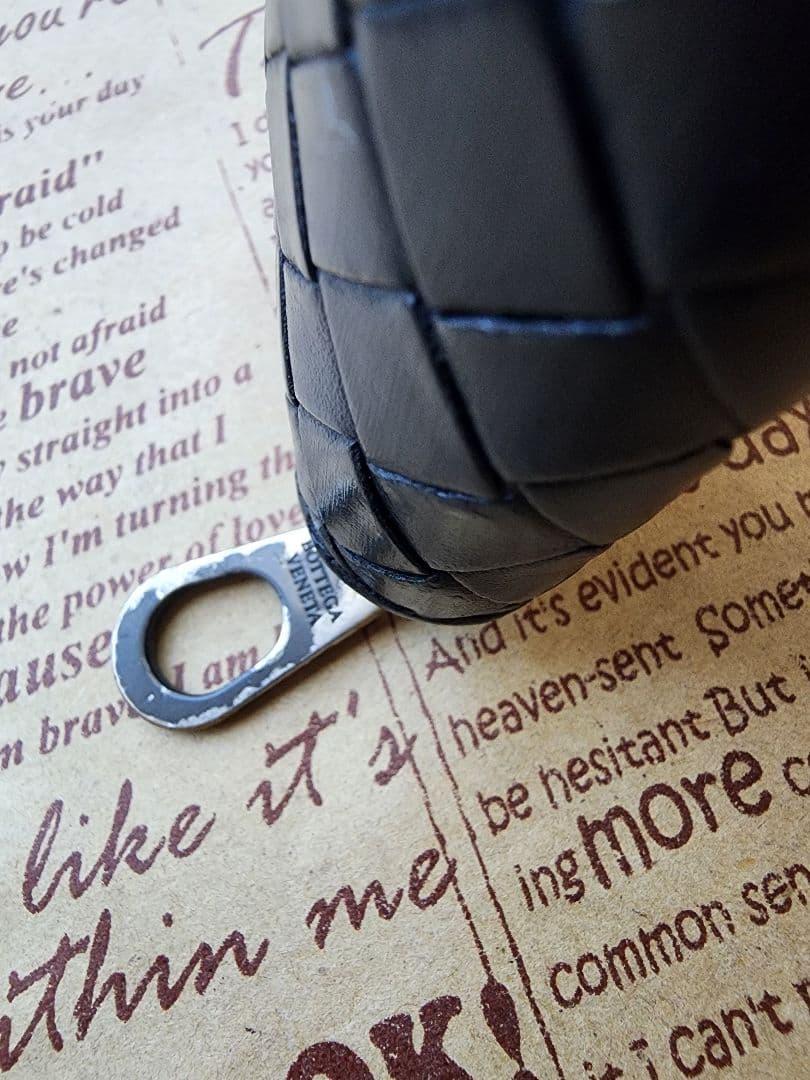 新タグ ボッテガヴェネタ　編み込み　長財布