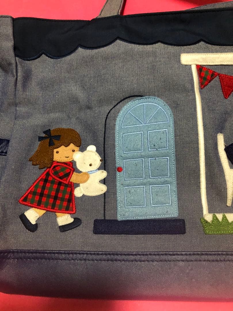 激レア　ファミリア　キャラクター刺繍付きマザーズバッグ【中古】