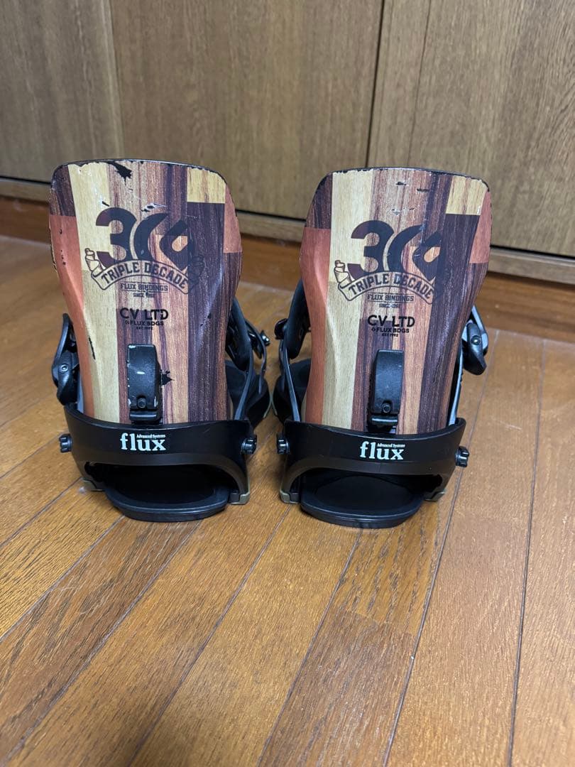 FLUX CV LTD フラックス　Mサイズ　ビンディング