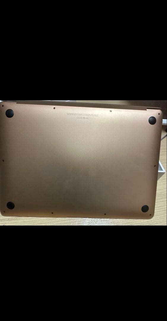 Apple MacBook Air (M1, 2020) ゴールド