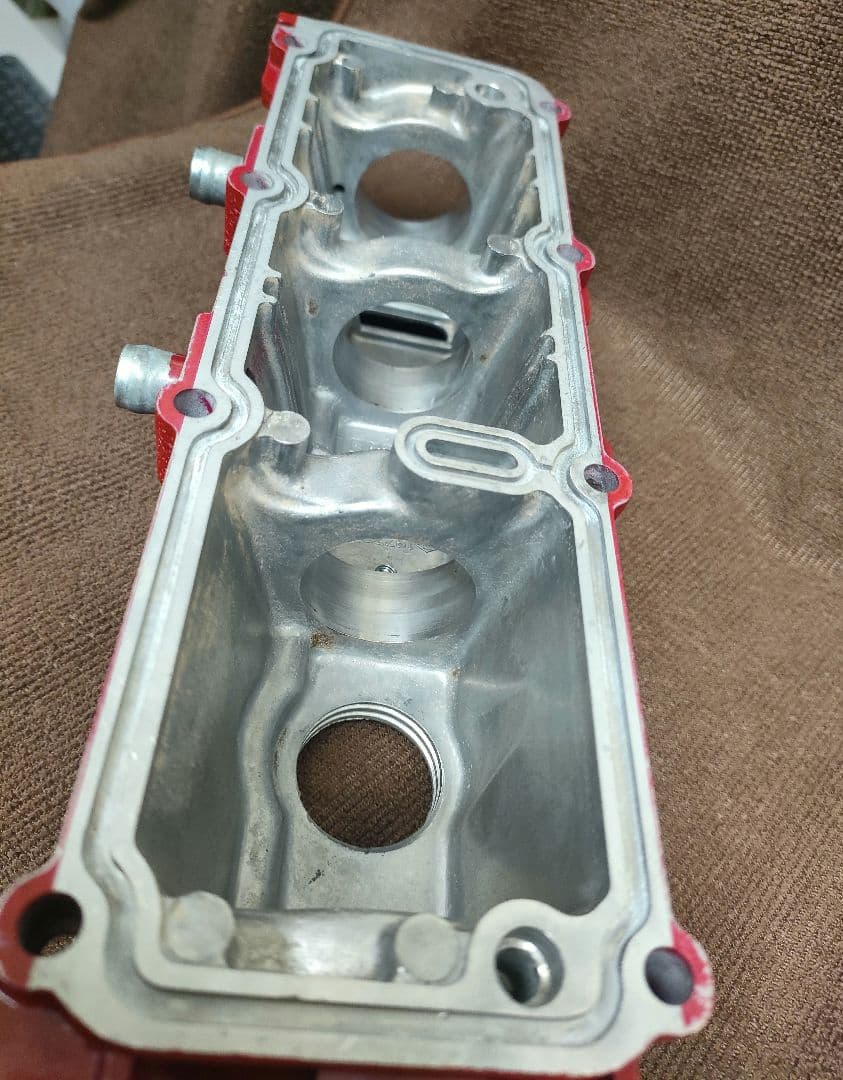 アルトワークス　F6A ツインカム純正カムシャフトホルダー/カムシャフト付