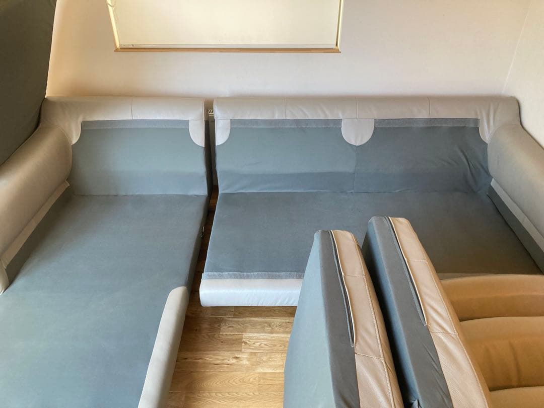 アクタス　レザー L字型　ソファ 【北海道札幌市】