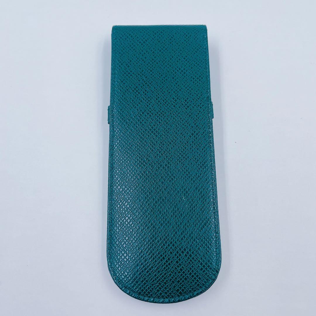1EM42 LOUIS VUITTON ペンケース グリーン ルイヴィトン LV