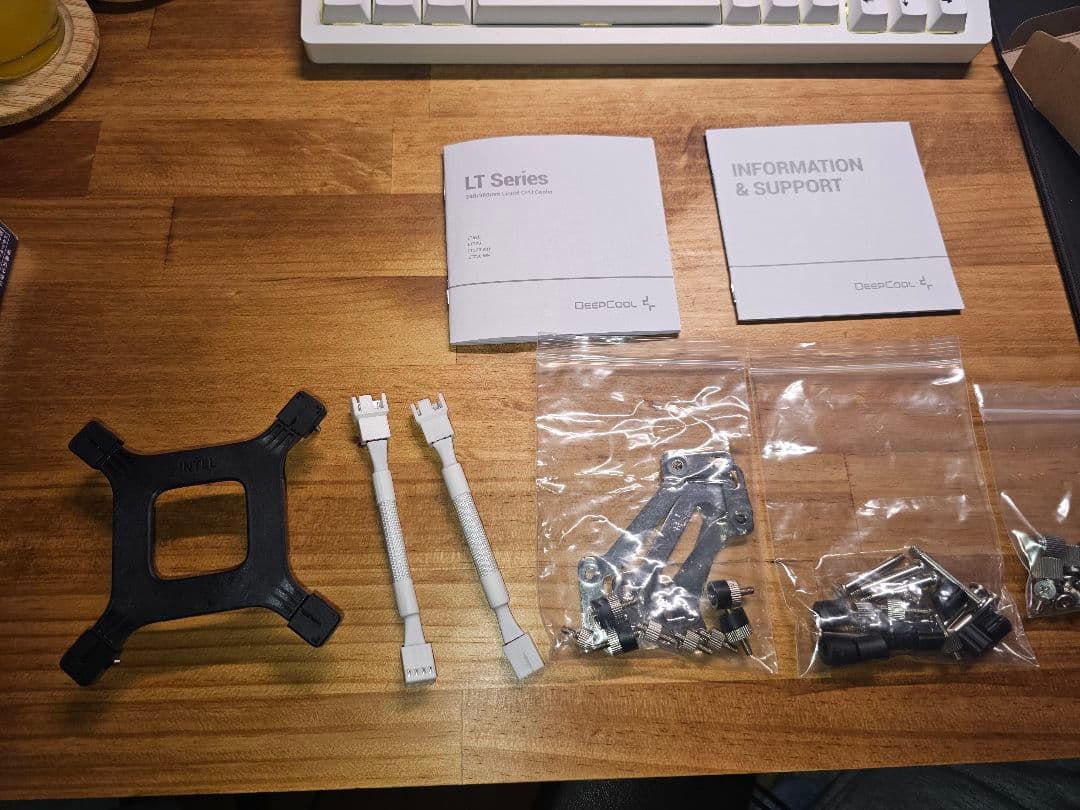 DeepCool LT520 WH 240mm 簡易水冷 CPUクーラー