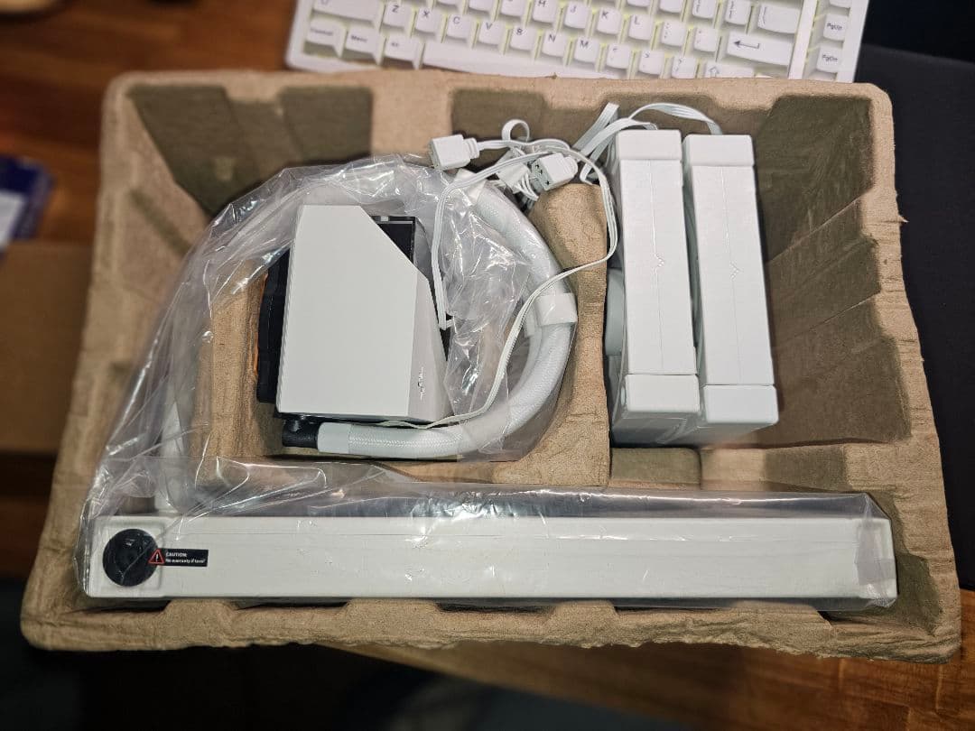 DeepCool LT520 WH 240mm 簡易水冷 CPUクーラー