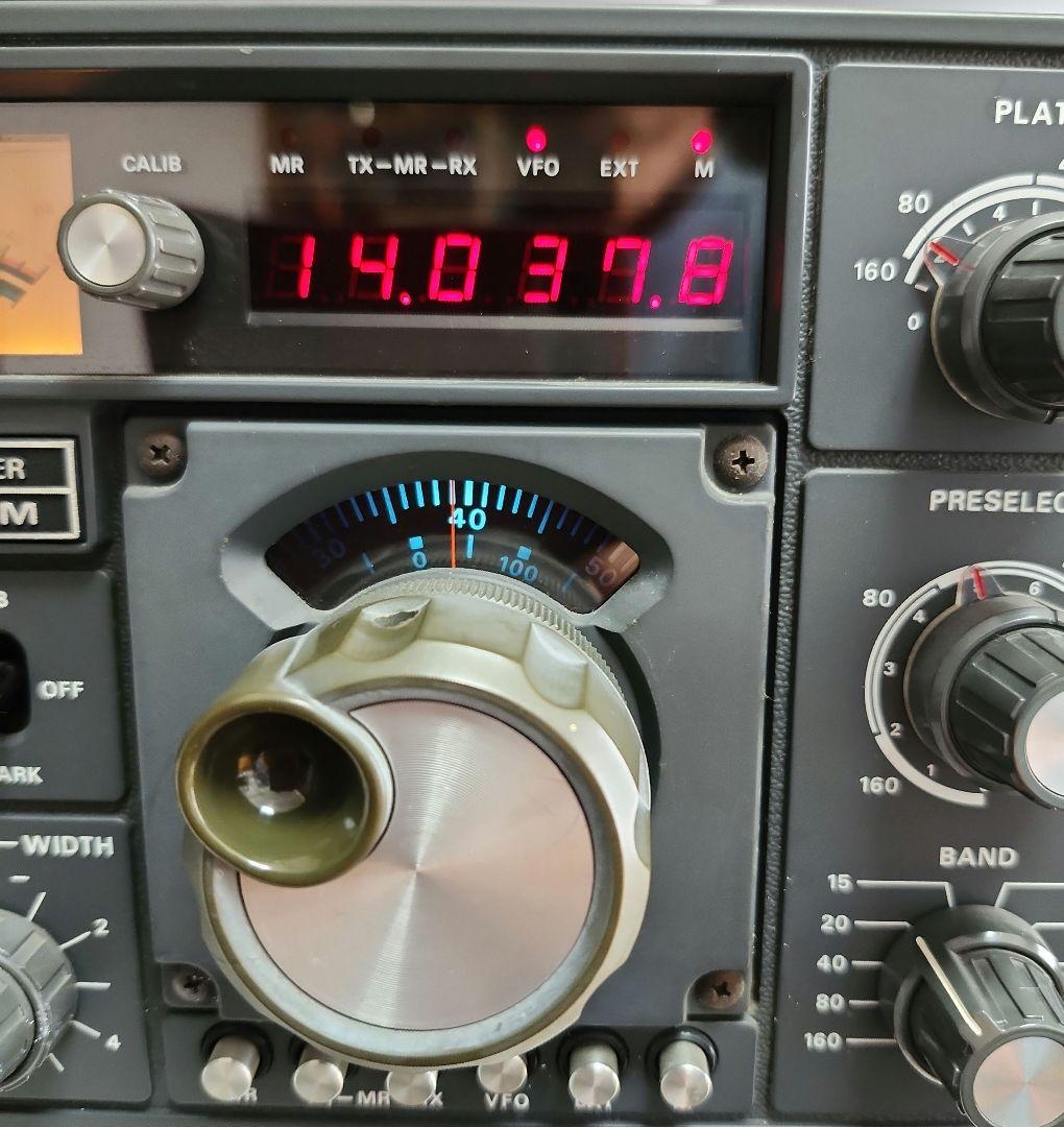 八重洲無線 トランシーバー FT-901DM 【取扱説明書付属】