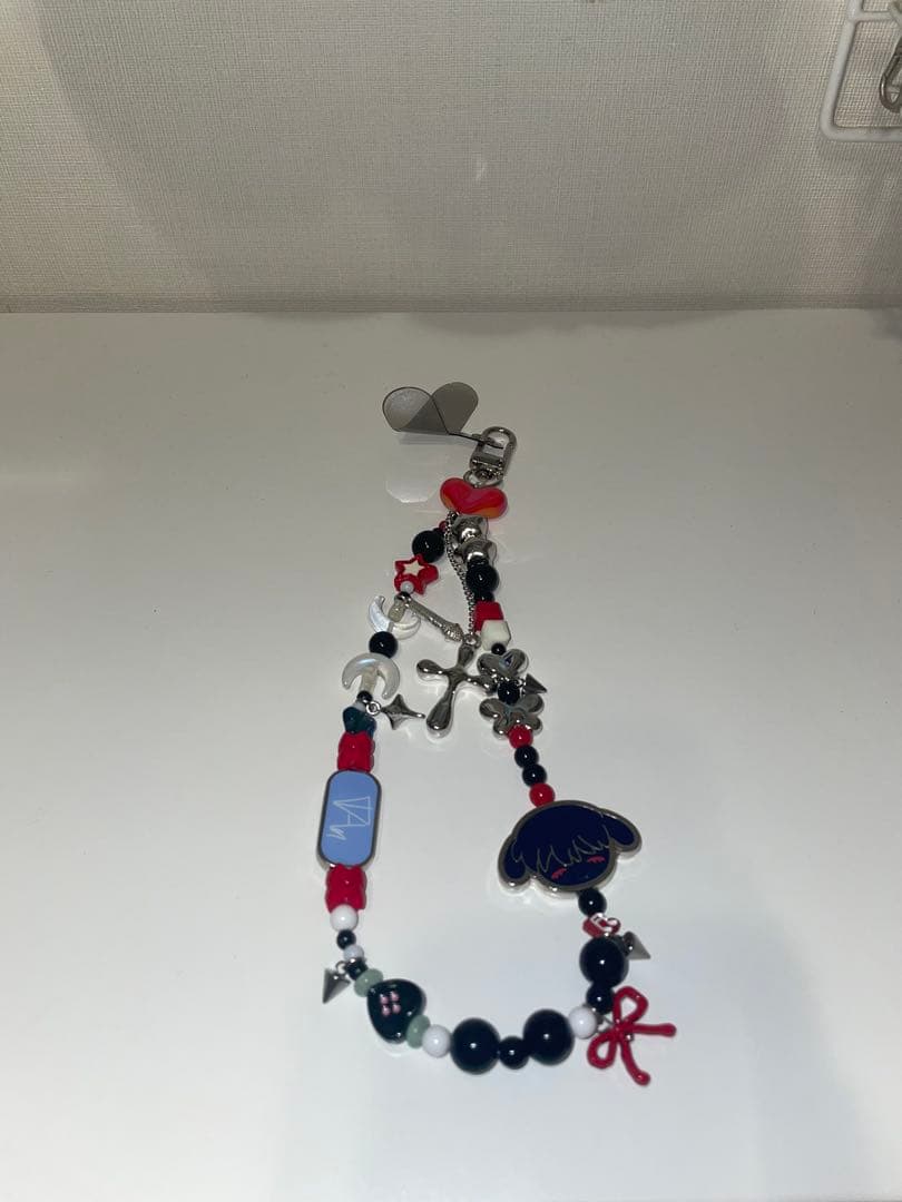 ALIEN STAGE（エイリアンステージ） ivan イヴァン スマホチェーン