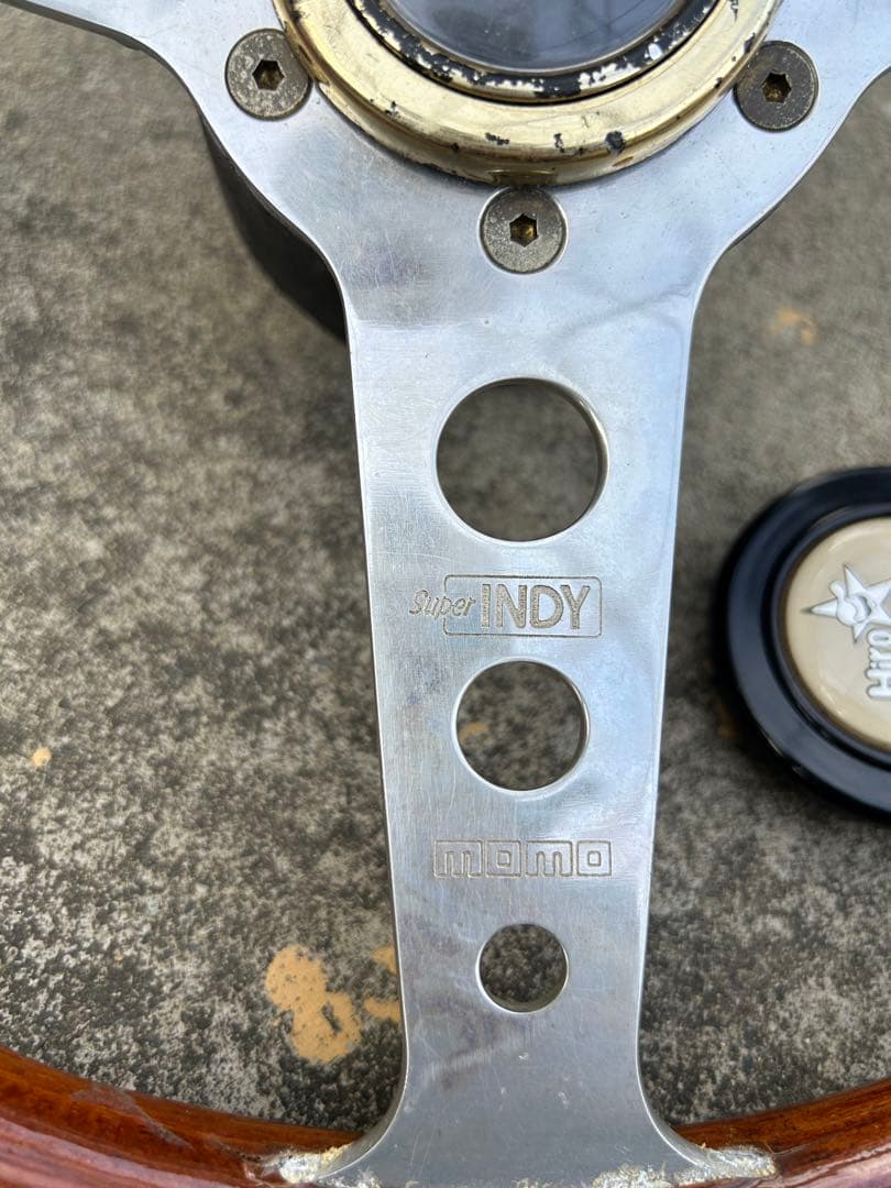 MOMO モモ　ステアリング　ハンドル　当時物