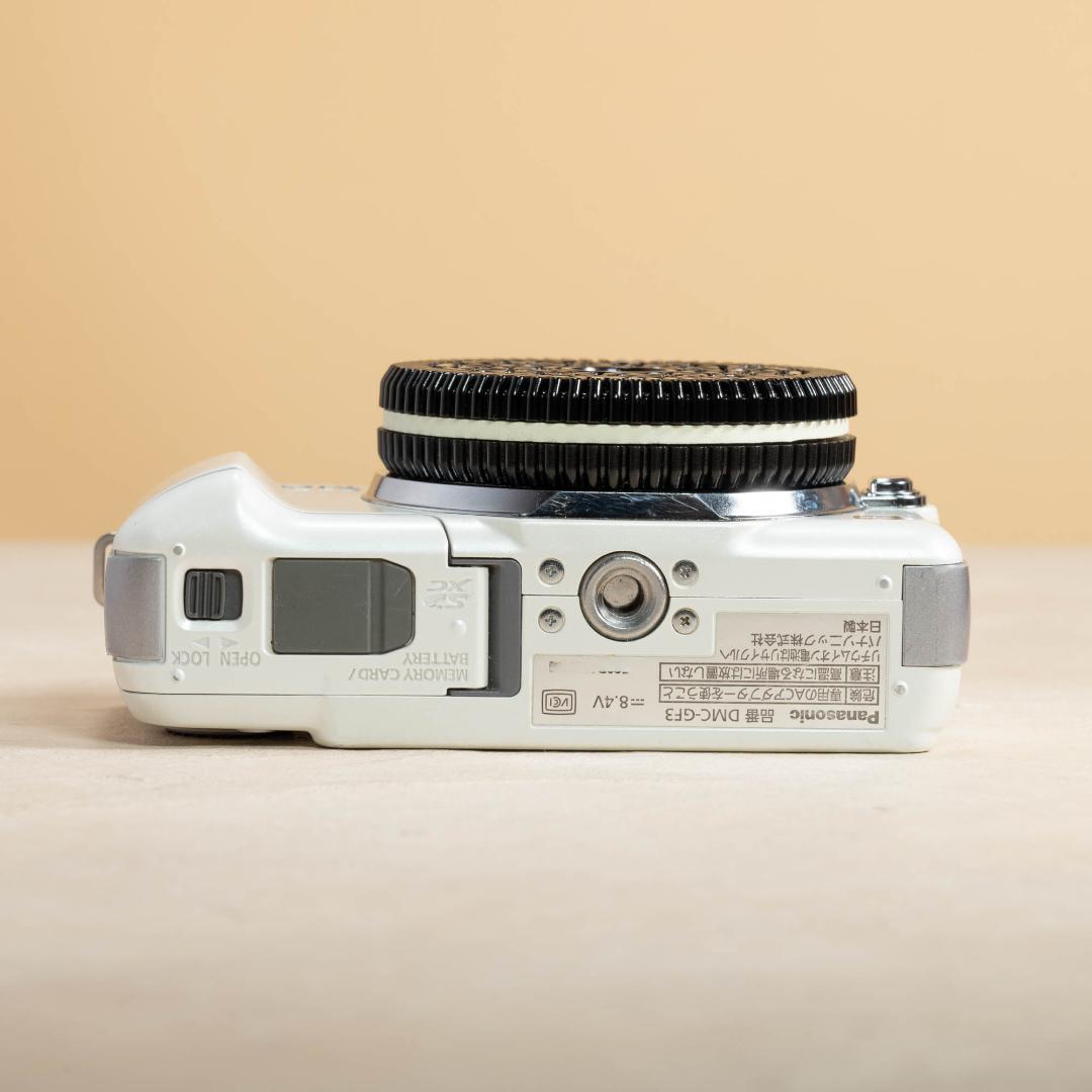 【写ルンです感覚のコンデジ】LUMIX DMC-GF3 32mm スマホ転送OK