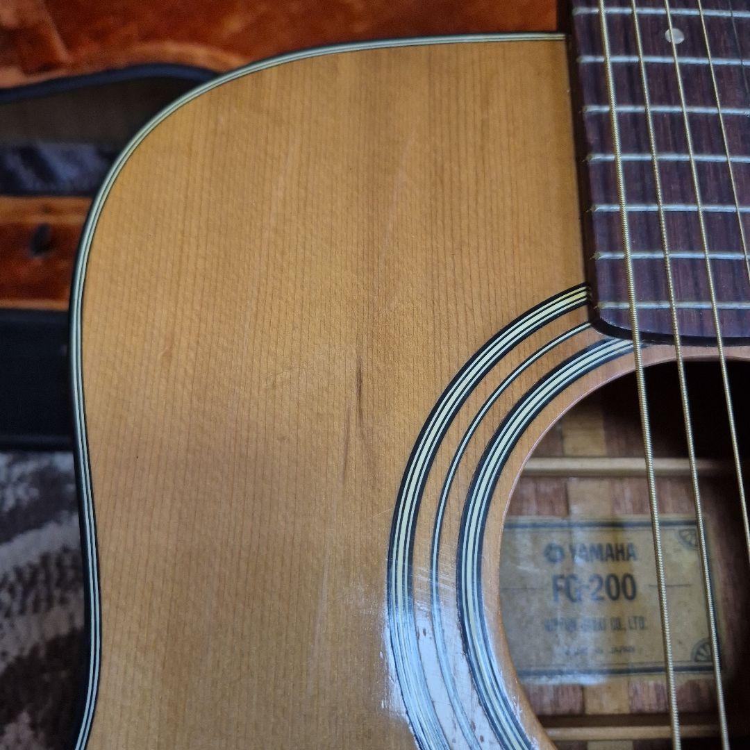 YAMAHA FG-200 アコースティックギター ハードケース付き