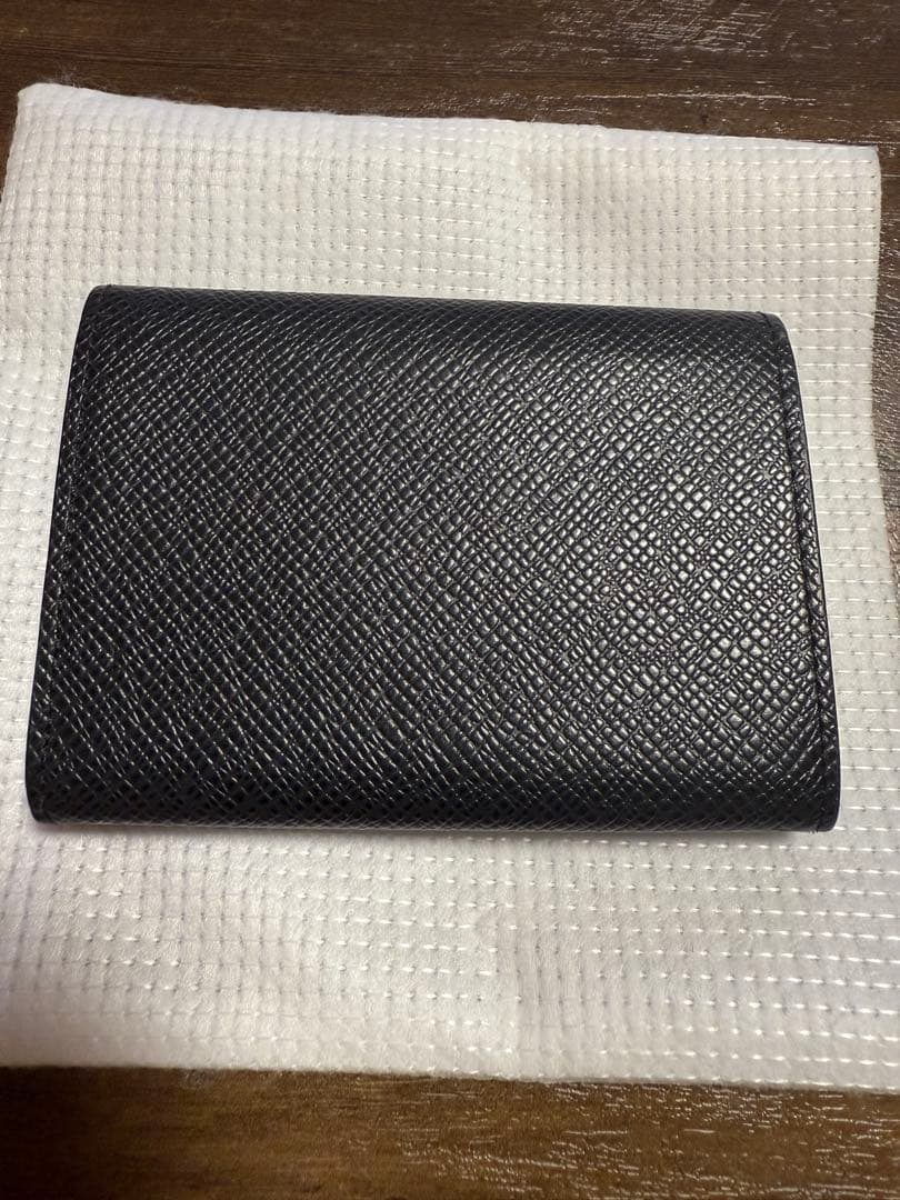 Louis Vuitton 名刺入れ　タイガ　美品　黒色　24時間以内匿名発送
