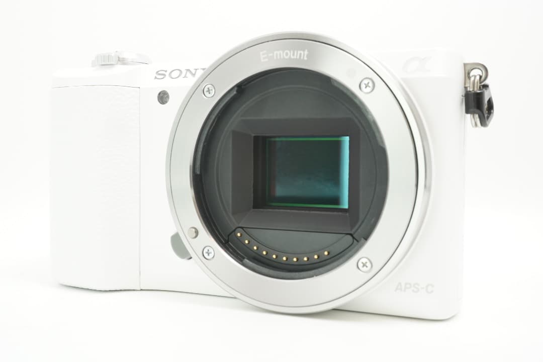 Sony α5100 ホワイト ミラーレスカメラ 16-50mm レンズキット